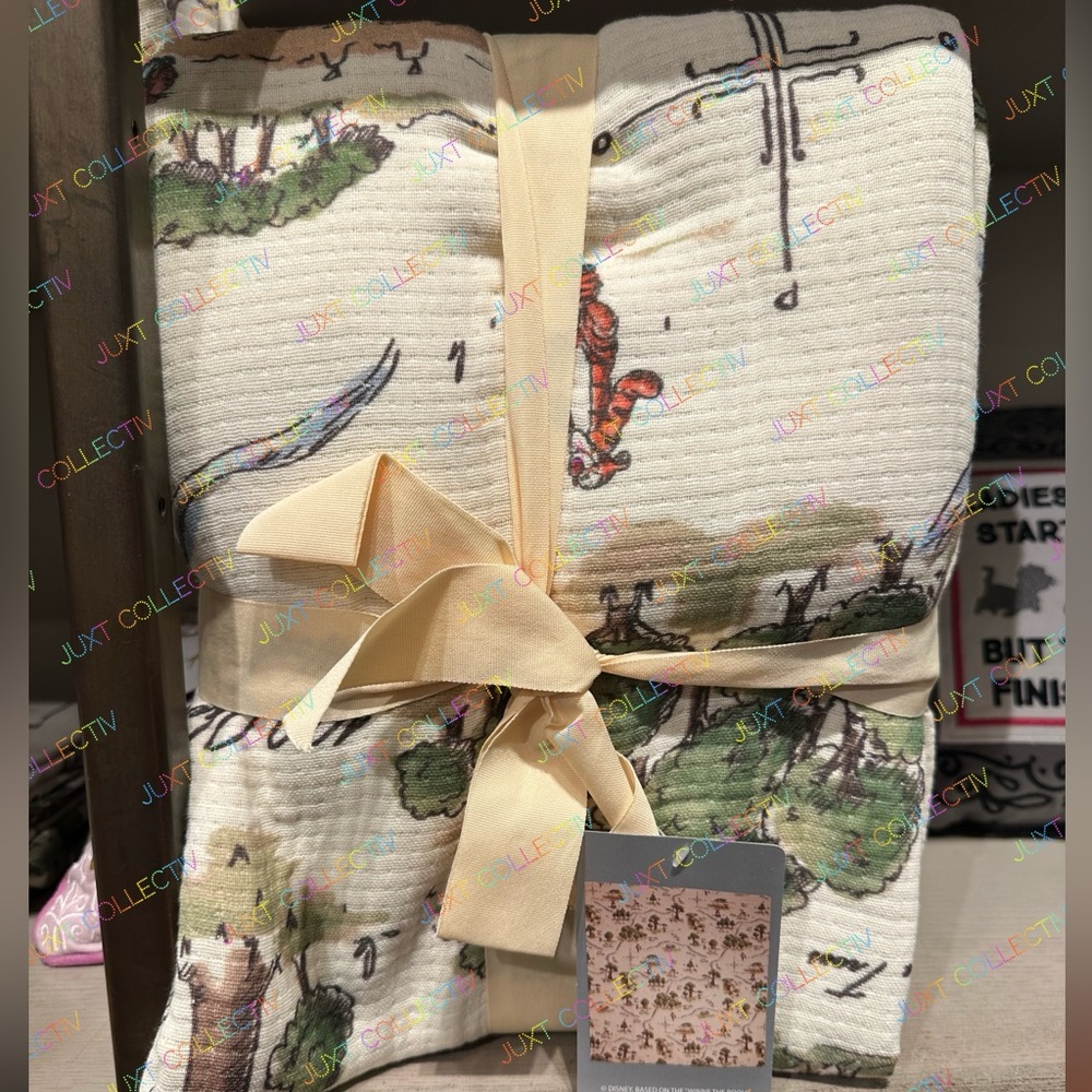 Disneyland Winnie the Pooh Hundred Acre Wood Map Cream Cotton Throw Blanket
